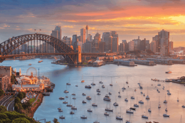 Sovereign Blog - Queen Mary 2 Calls in Sydney During 108-Night World Voyage.