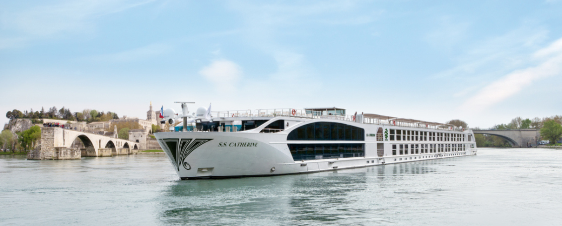 Riverside_Cruises_Top_deck_(1).png